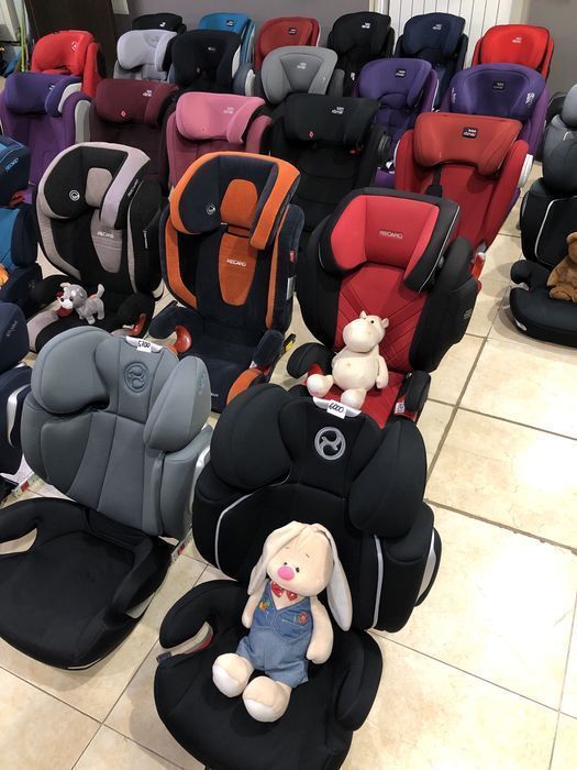 Автокрісла Шоурум Cybex Britax Romer Maxi Cosi Recaro автокрісло