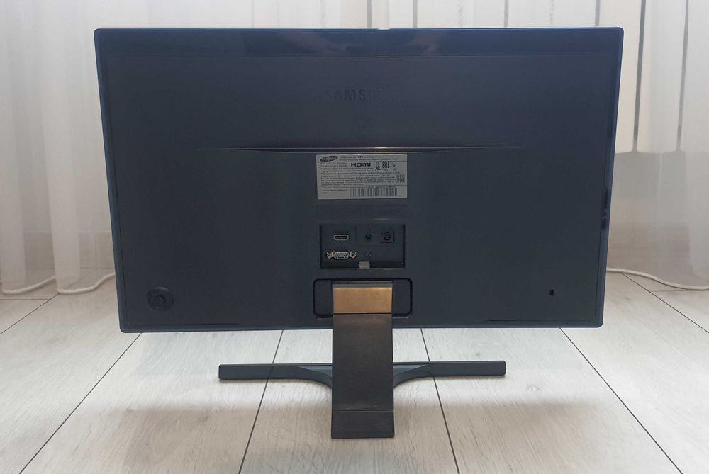 Монітор самсунг 21.5" (22") Samsung S22E390HSO