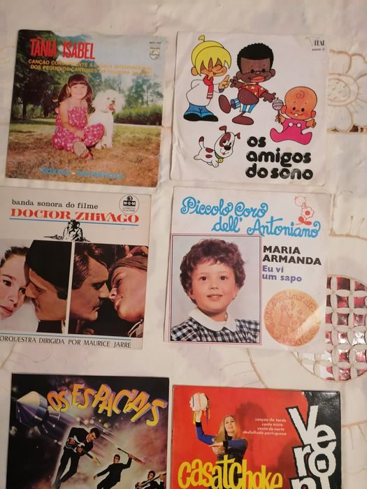 Discos vinil: singles e LP's antigos