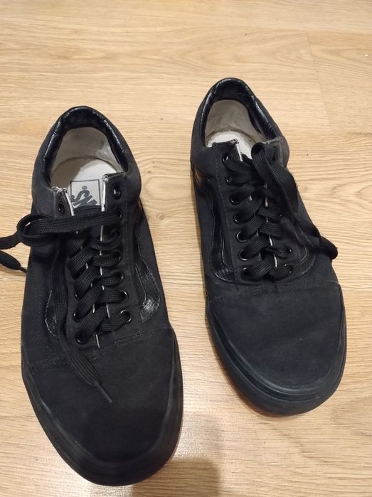 Czarne klasyczne trampki Vans 40.5