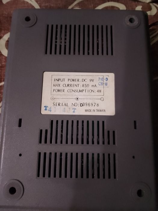 Продам игровую приставку денди.