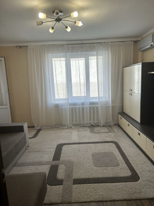 Центр міста,продам 2к квартиру, Лагунової 10, гарний стан.