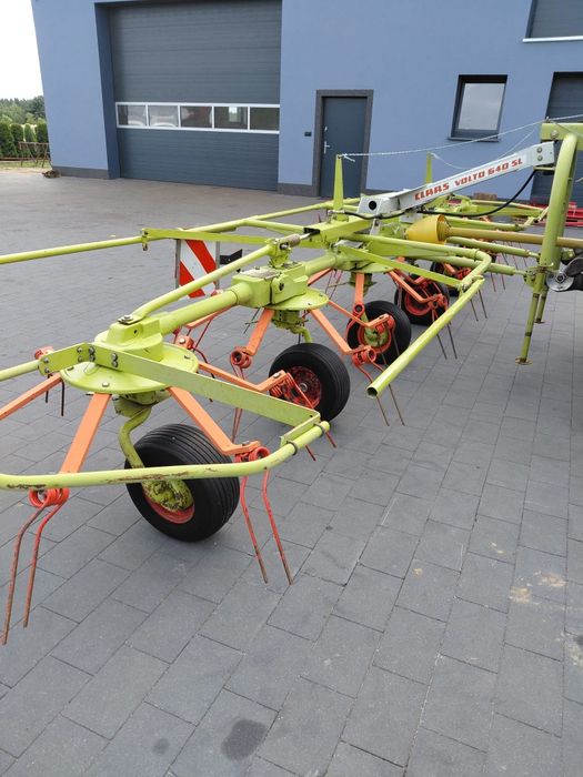 Przetrząsacz Przetrząsarka Claas Volto 640 SL