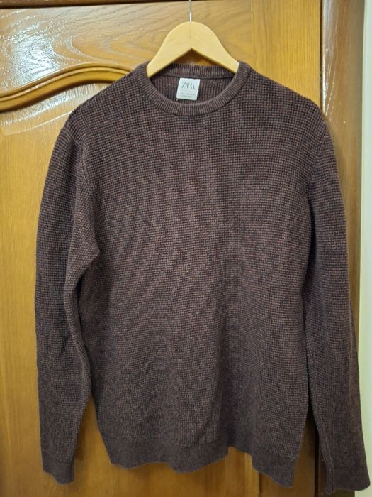 Светр Zara (розмір L)