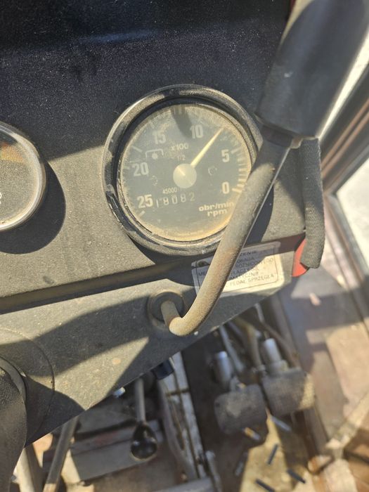 Massey Ferguson 255