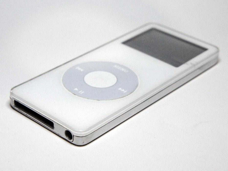 Apple Ipod nano 1 White A1137 1GB Рокбокс