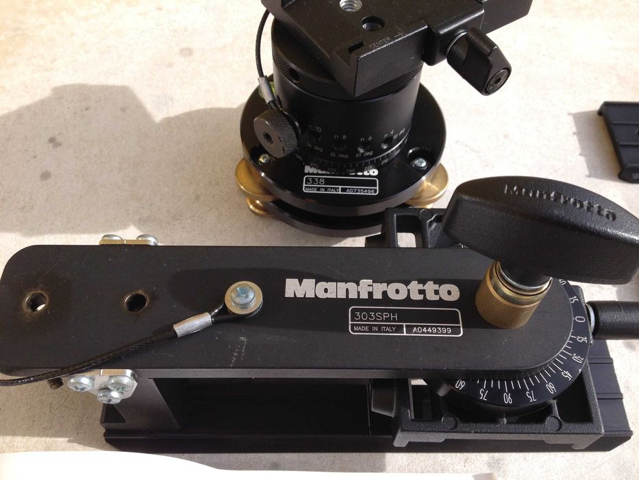 Cabeça Panorâmica Manfrotto 303SPH (VR) c/ base niveladora 22864584317529857122