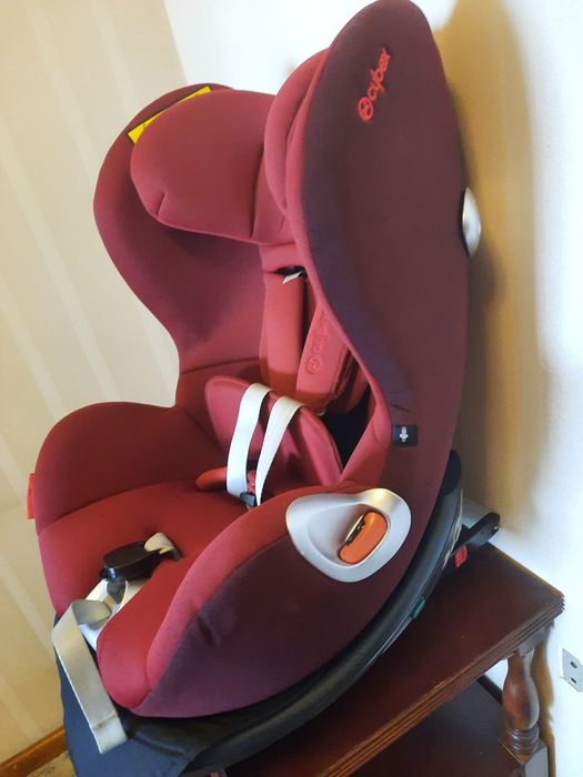 Автокресло Cybex