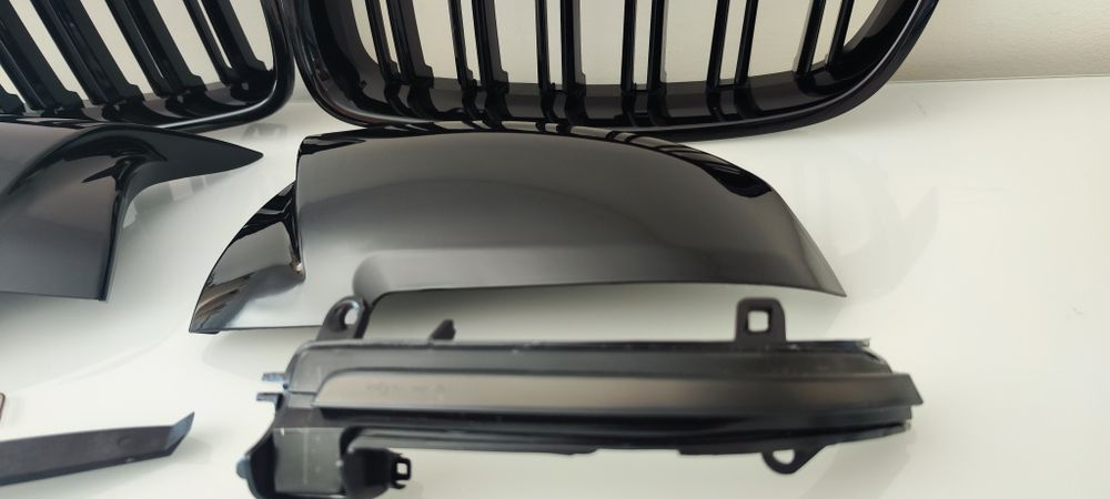 Conjunto personalização BMW Série 3 F30/F31 preto brilhante - novo