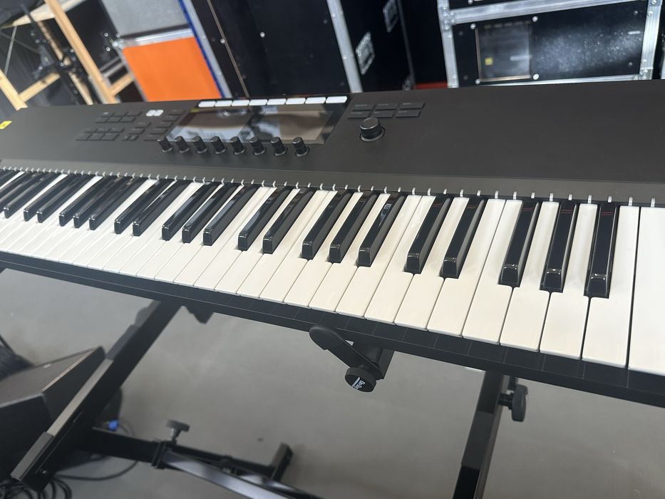 Teclado Midi Komplete S61 MK2