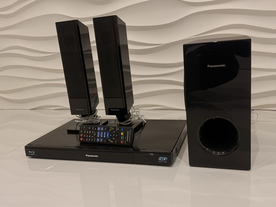Blu- ray Panasonic kino domowe jak nowe .