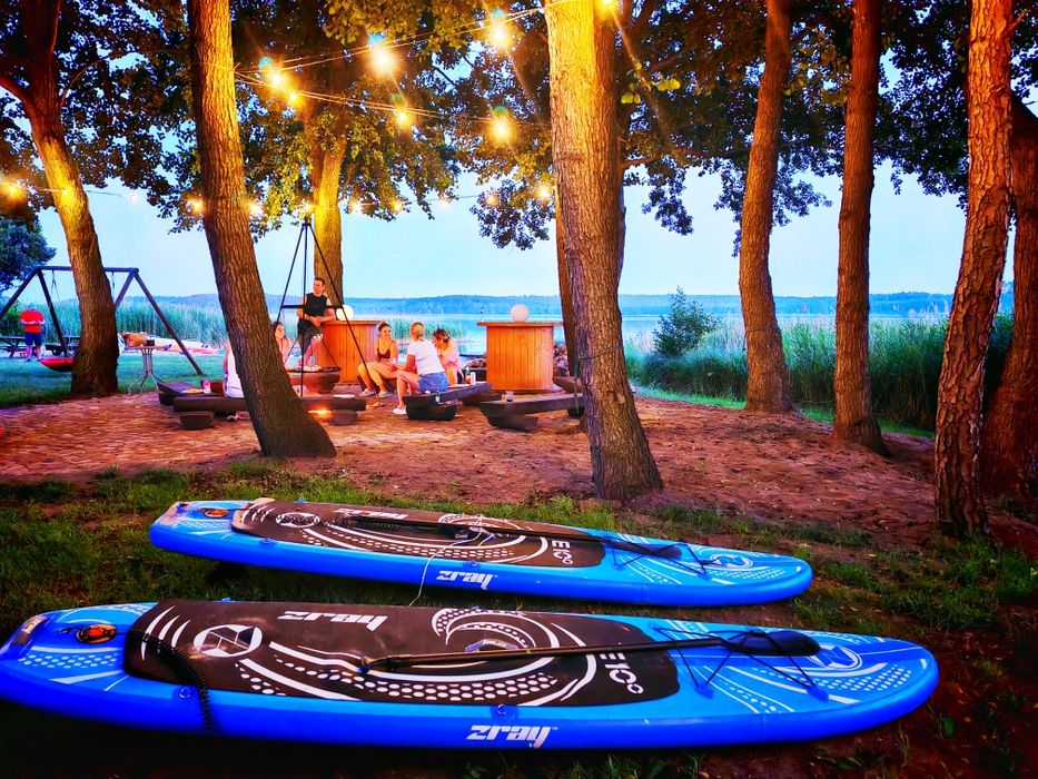 Domki CAŁOROCZNE nad jeziorem -BALIA z Jacuzzi, PLAŻA, Pomost, SAUNA