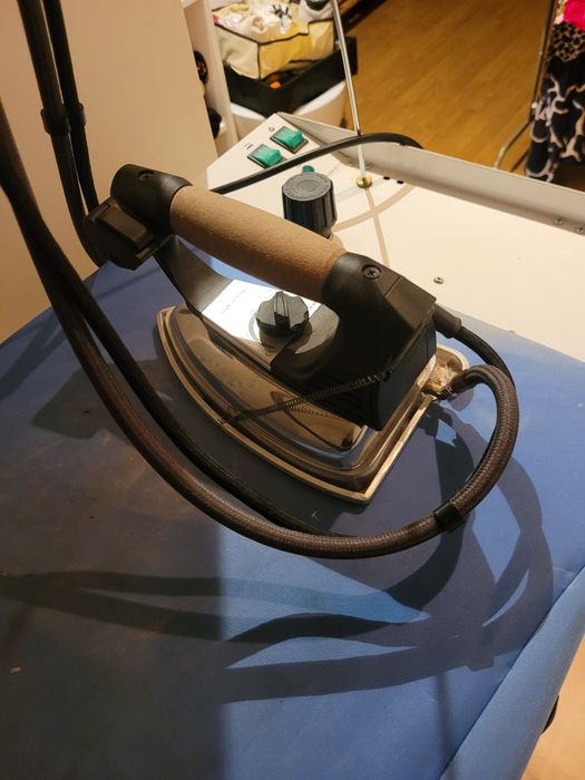 Ferro com caldeira profissional como novo