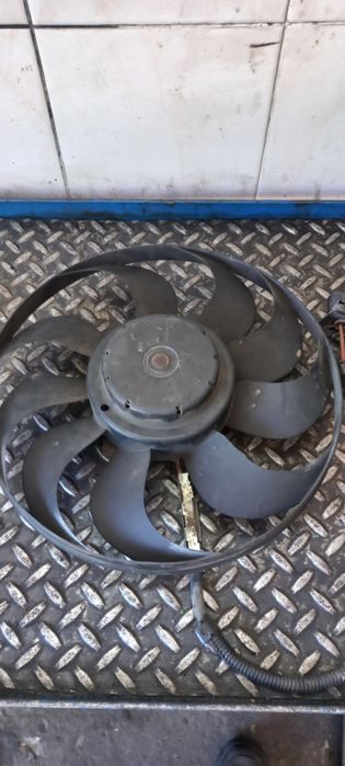 Вентилятор кондеціонера гольф 4  bora  1J0959455P