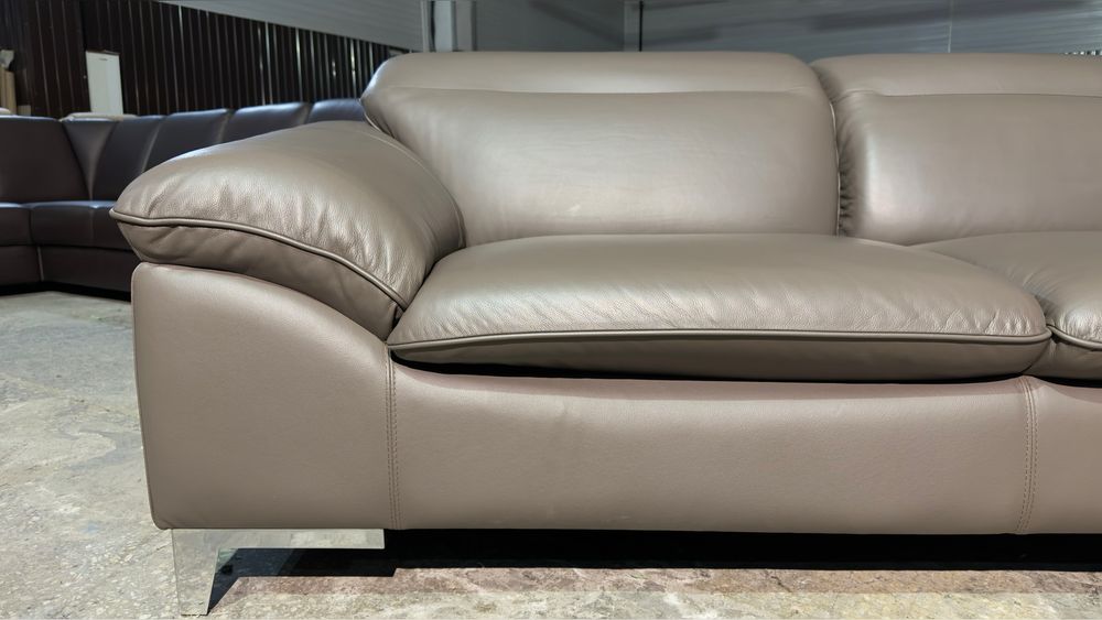Шкіряний не розкладний кутовий диван. Кожаный не раскладной комплект