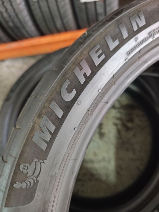 Pneus 275/35zr21 Michelin Pilot Sport S5 com 80% piso