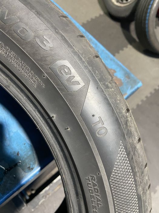 Pneus 255 / 45 R 19 Hankook TO Tesla