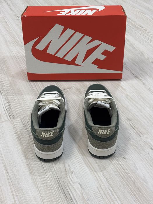 Nike Dunk Low