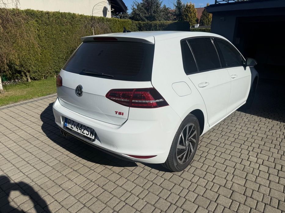 Volkswagen Golf VII