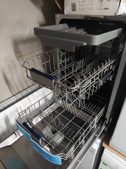Zmywarka Samsung 45 cm do zabudowy  3 kosze nowy model zobacz