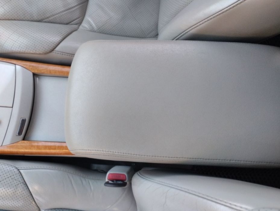 Тойота Авалон семейный автомобиль