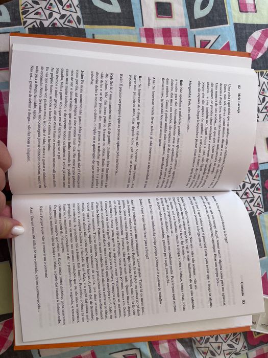 Livro - Meia laranja o que os jovens pensam da tóxico dependência