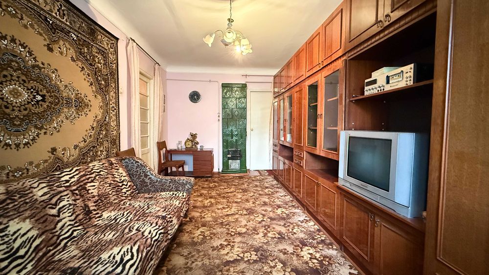 Продаж 2-кім квартири в Новоселиці, індивідуальне опалення