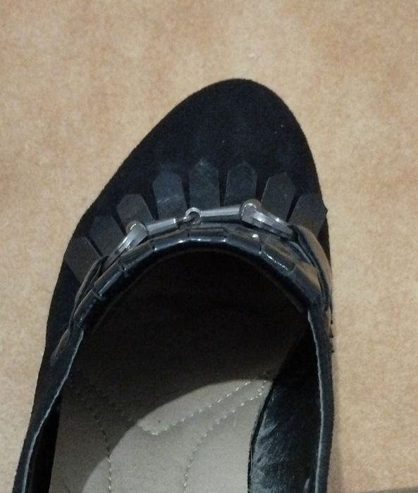 Sapatos pretos 36