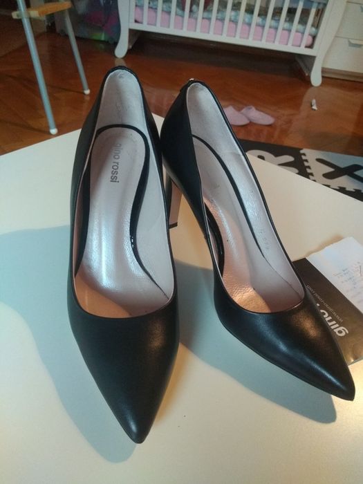 Szpilki skórzane Gino Rossi