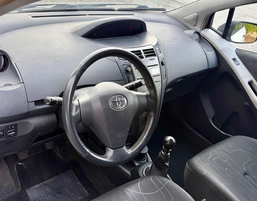 Toyota yaris 1.4 D-4D nacional 2011 comercial