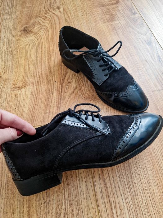 Buty oxfordki Stradivarius