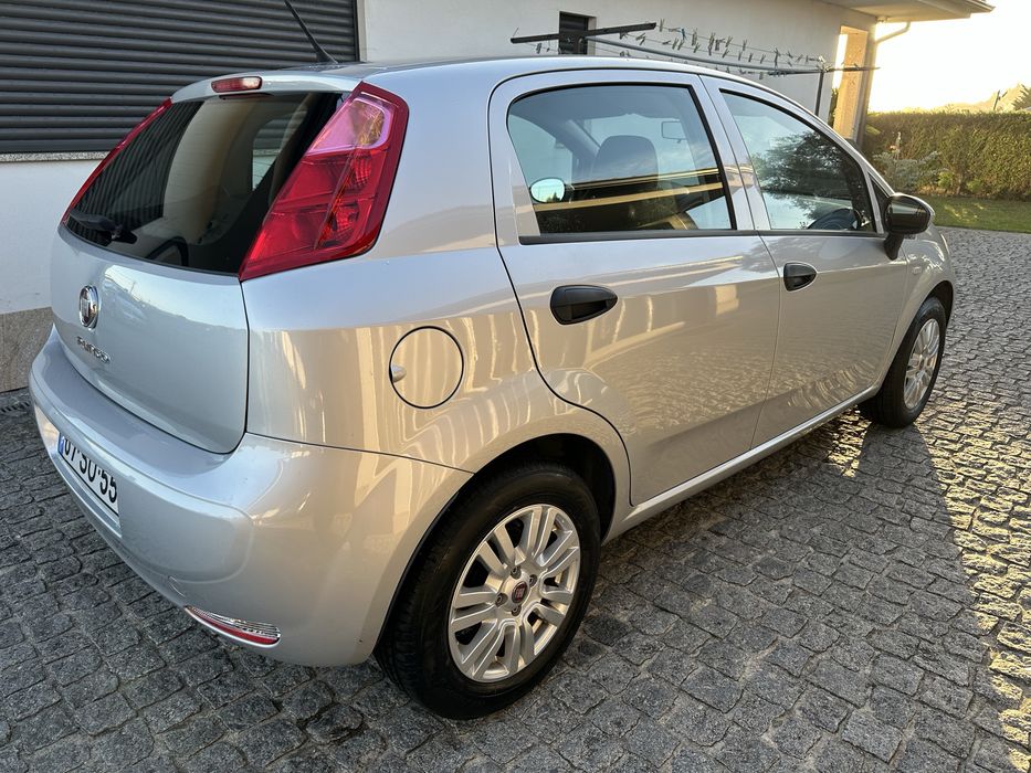 Fiat Grande Punto1.2 gasolina — photo 4