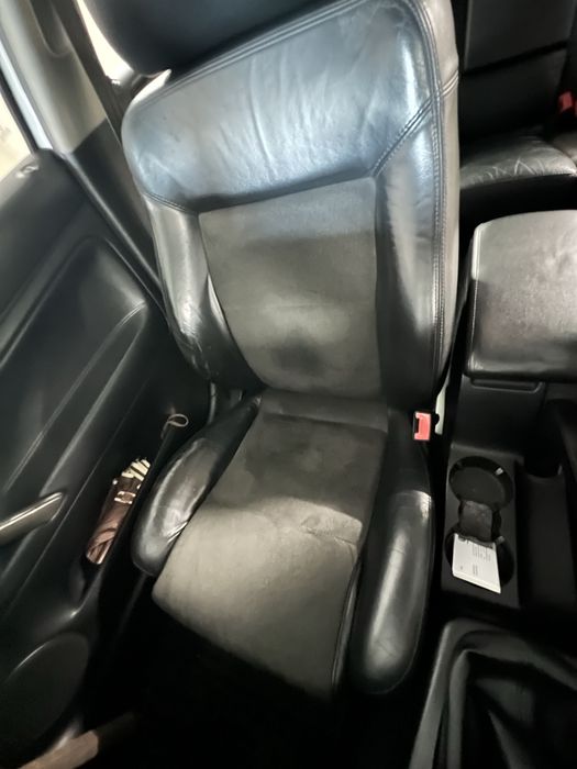 VW Passat HighLine 1.9tdi 130cv (AVF)C/Gancho de reboque de origem,jante 17 - 225/45/17