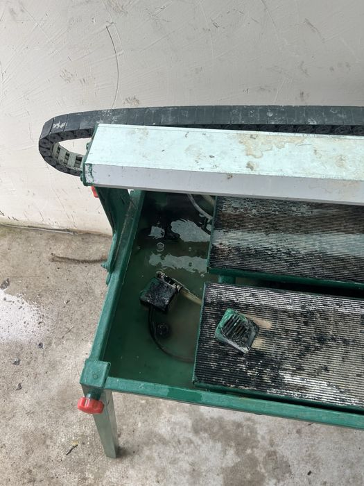 Плиткоріз водяний