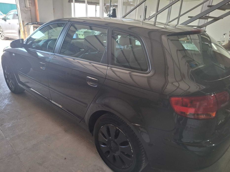 Vendo  AUDI A3 1.6 Gasolina