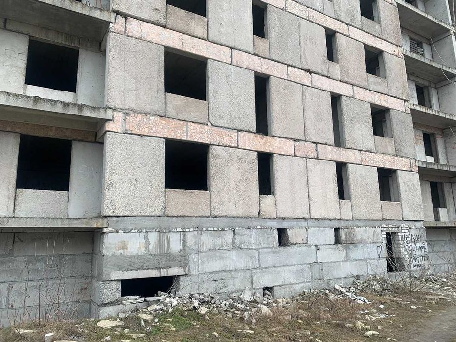 Незавершенное строительство 9 эт.дома