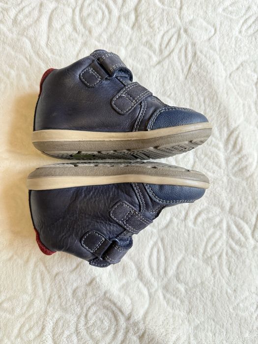 Шкіряні хайтопи, черевики, туфлі для хлопчика Clarks