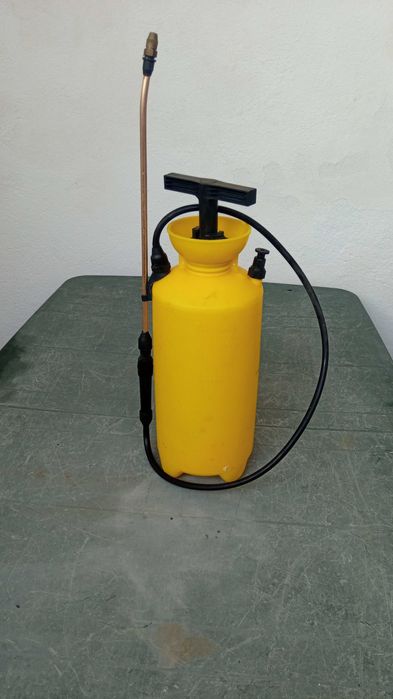 Pulverizador de pressão 6L c/ tubo aspersão