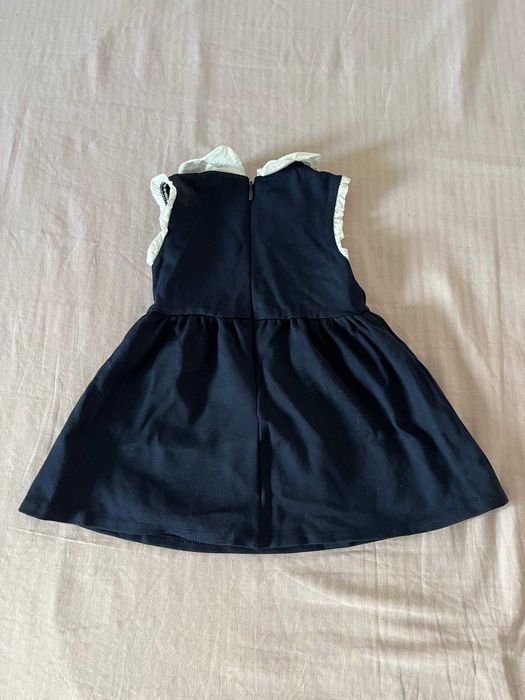 Vestido Kiabi azul-marinho com gola branca, 9 meses