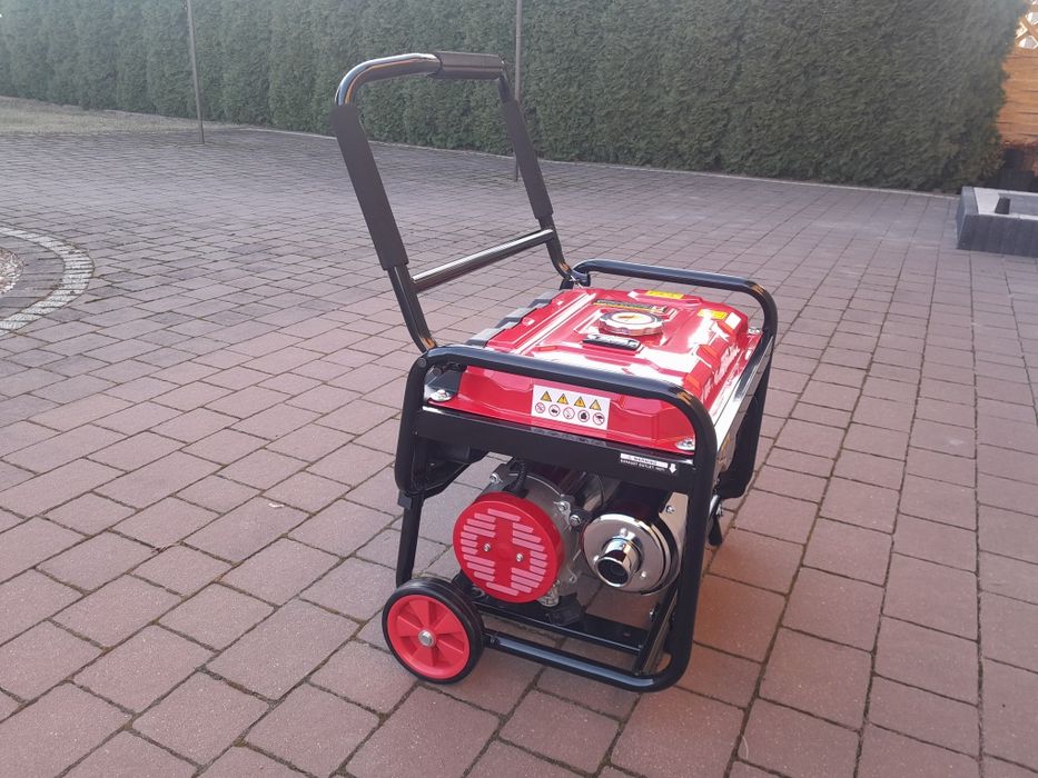 Agregat prądotwórczy trójfazowy 3-faz 3,5kW na kołach. Nowy
