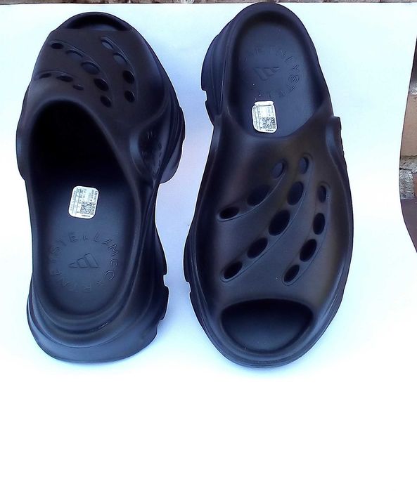 Klapki Adidas 40,5 crocs