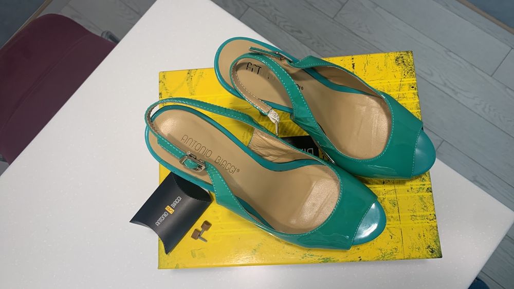 Босоножки, размер 39, Antonio Biaggi, лаковые, цвет - зелёный, каблук
