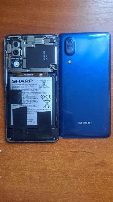 Sharp Aquos S2      .