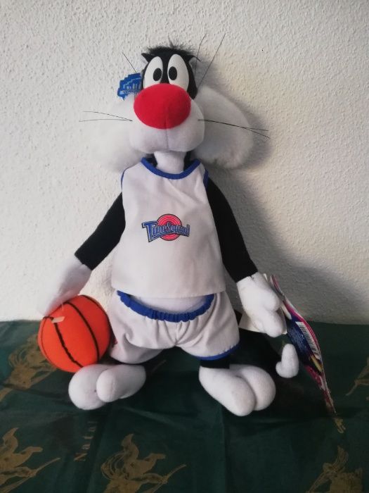 Vários Peluches NOVOS Looney Tunes, Sad Sam, Garfield, Winnie The Poo
