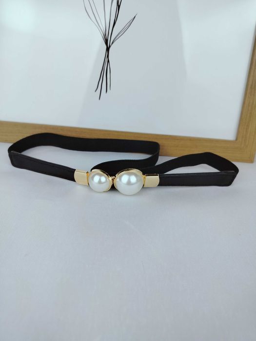 Nowy czarny pasek z perłami perełkami na gumce