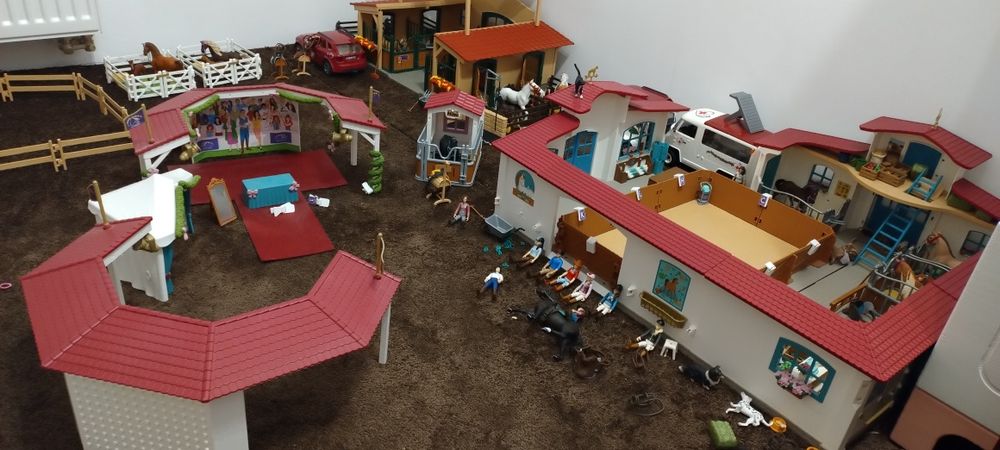 Schleich Horse Club