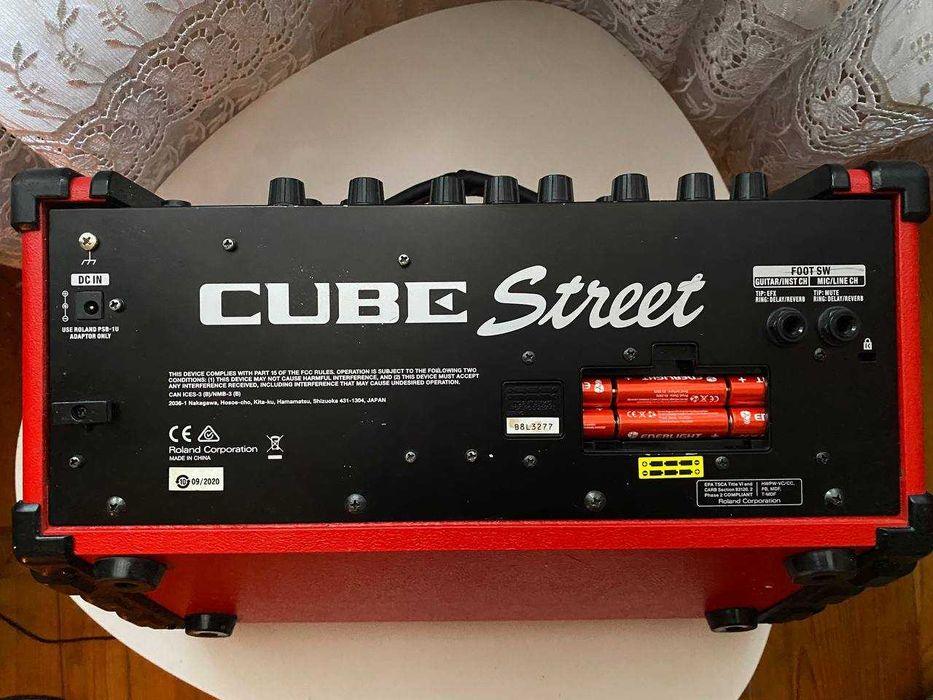 Roland Cube Street