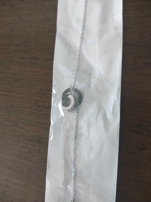 Colar e pulseira em aço