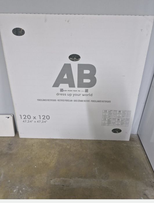 Placa revestimento cerâmico  1,2 x 1,2