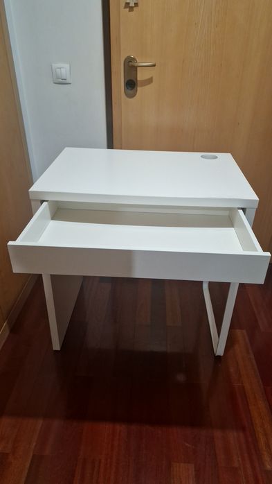 Secretária Ikea branca